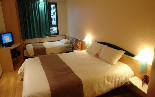 Hotel ILUNION Valencia 3