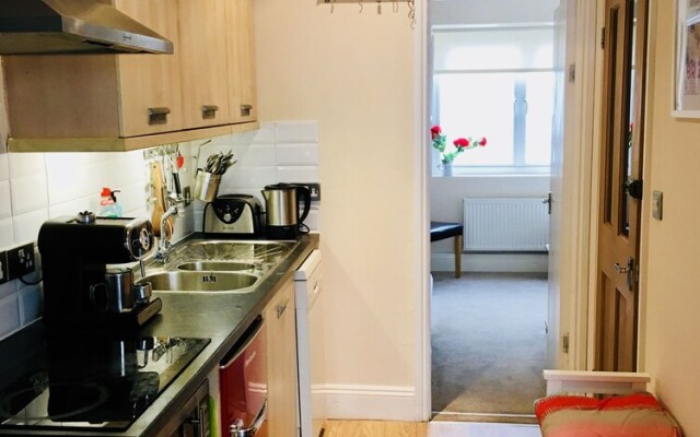 Little Western Spa Brighton Beach Apartment