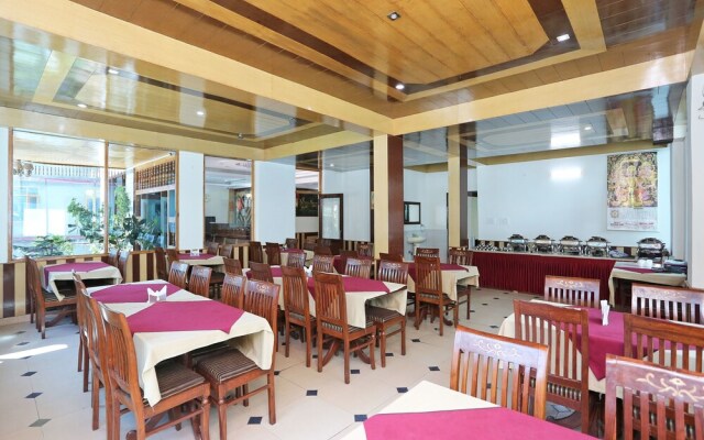 OYO 9684 Hotel Rudra Palace