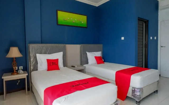 RedDoorz Plus Syariah @ Hotel Boulevard Luwuk