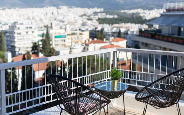 Elegant Luminous 3BD apartment in Kolonaki by UPSTREET