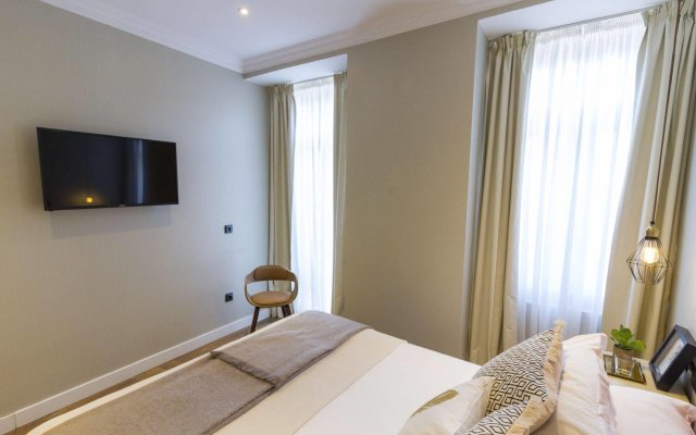 Bairro Alto Suites