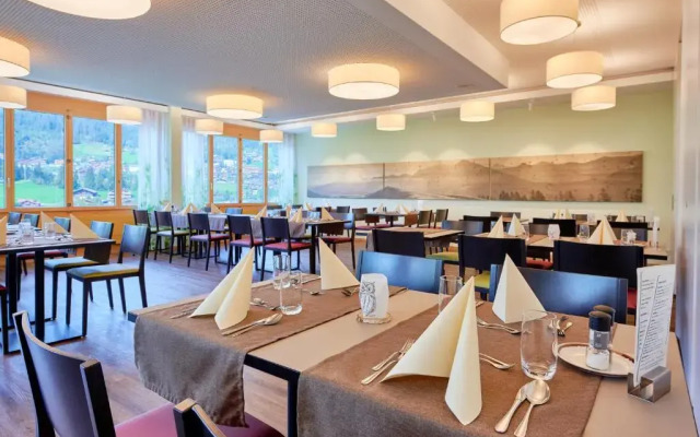 Ferien- und Familienhotel Alpina