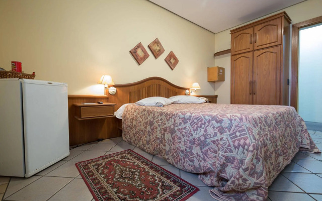 Requint Hotel