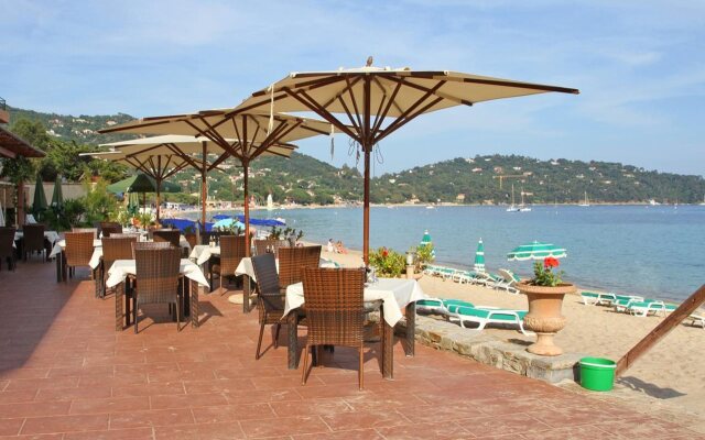 Surplage Hôtel Cavalière