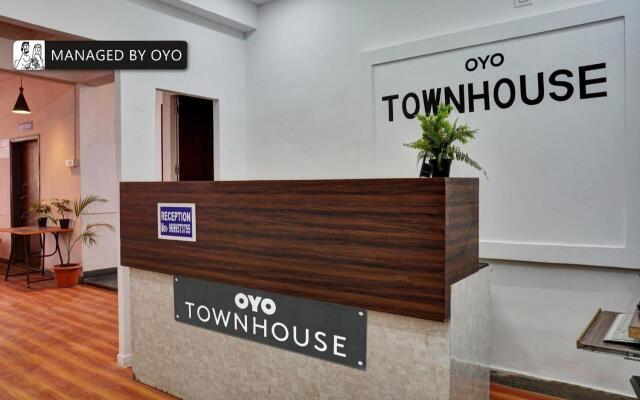 Super OYO Townhouse 1218 Imperial Inn