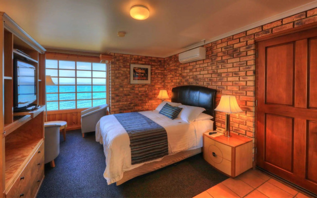 Stanley Village Waterfront Accommodation