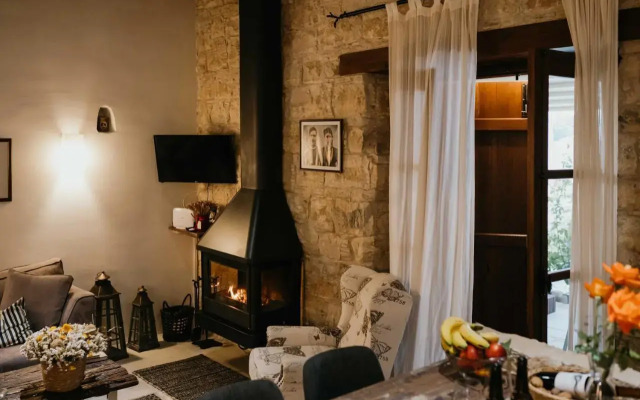 Apanemia Inn