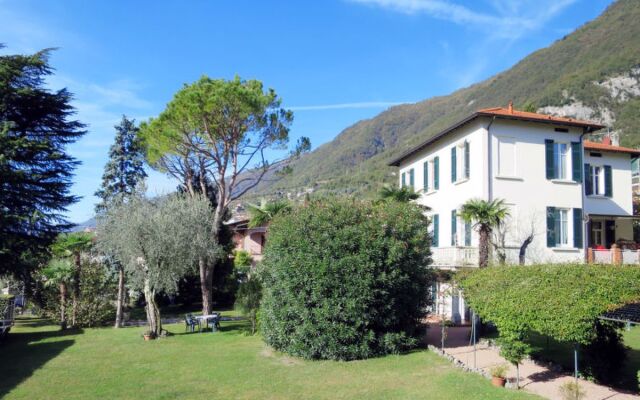 Villa Costanza (MZE110)