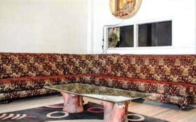 Hotel Raj