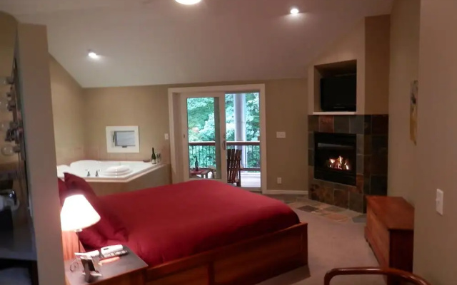 Pigeon Creek Inn