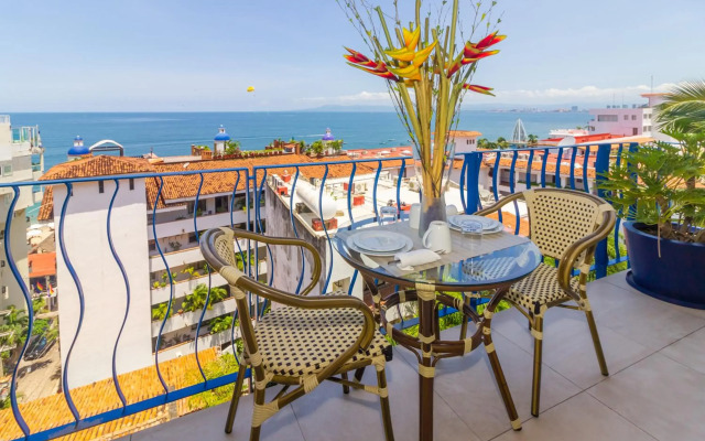 V Azul Vallarta - Luxury Vacation Rental- Adults Only