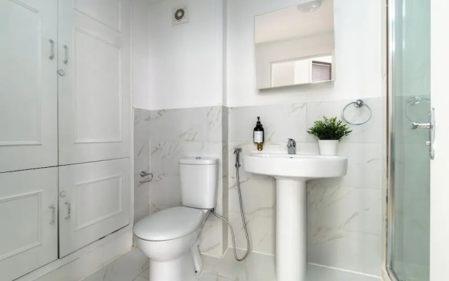 Elegant Mayfair Studio Apartment