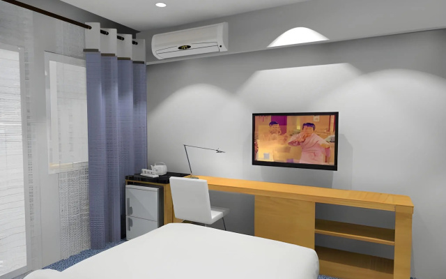Leez Inn Makati
