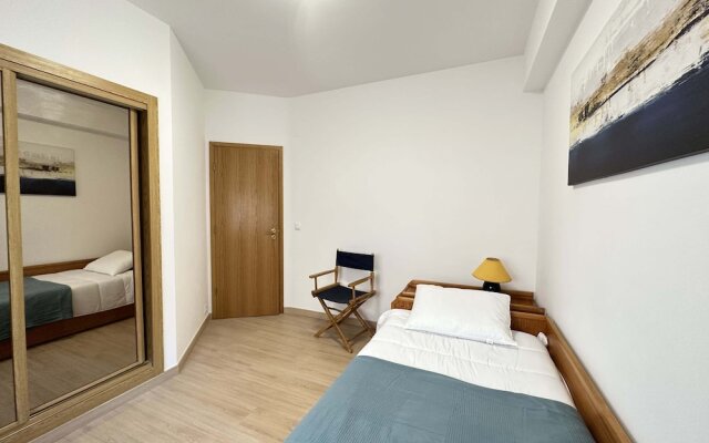 Caparica's Beach Apartment