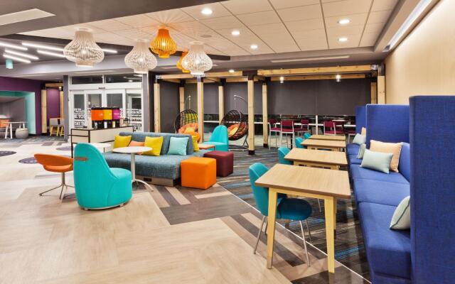 Tru by Hilton Auburn