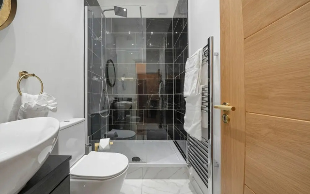 Cambridge Garden Apartments by Argyl
