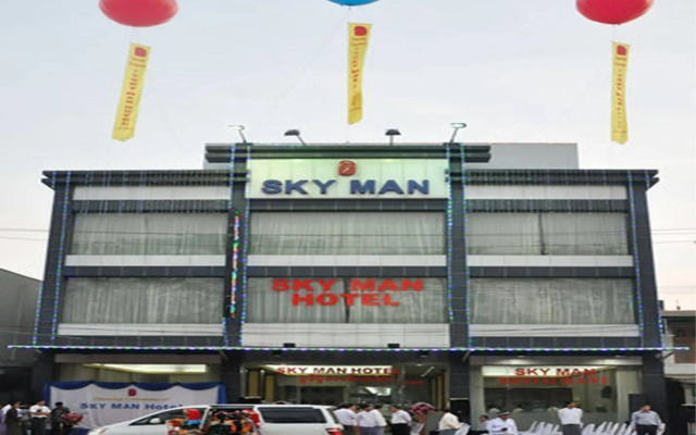 Sky Man Hotel