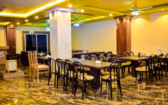 Hotel Star Holiday