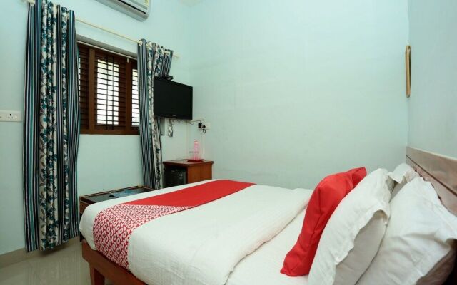 OYO 6216 Royz Destinations