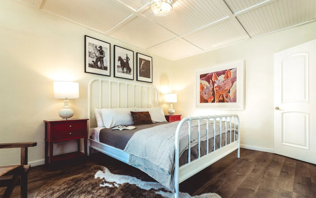 Stables Inn