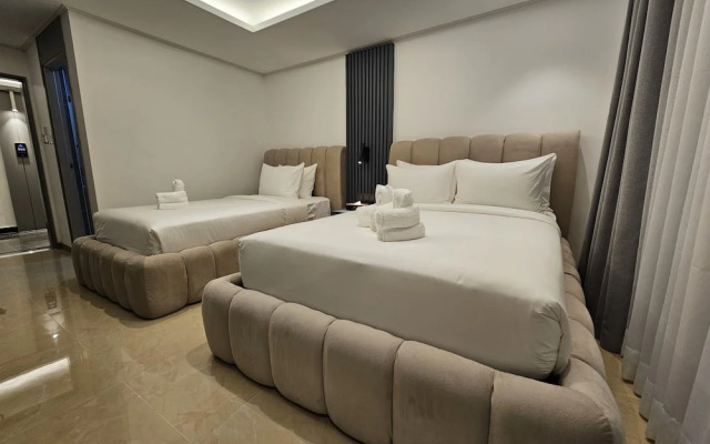 The Clover Hotel