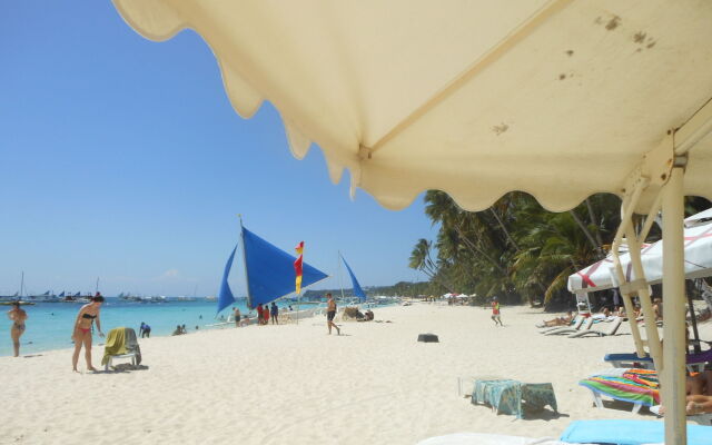 Salidos Place Resort