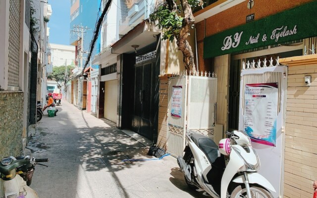 Beautiful Apartment In District 1