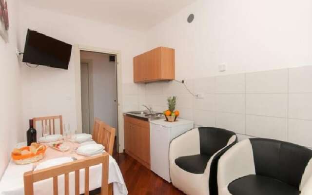Apartments Nikolina