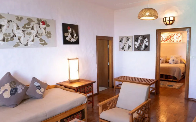 Chonor House