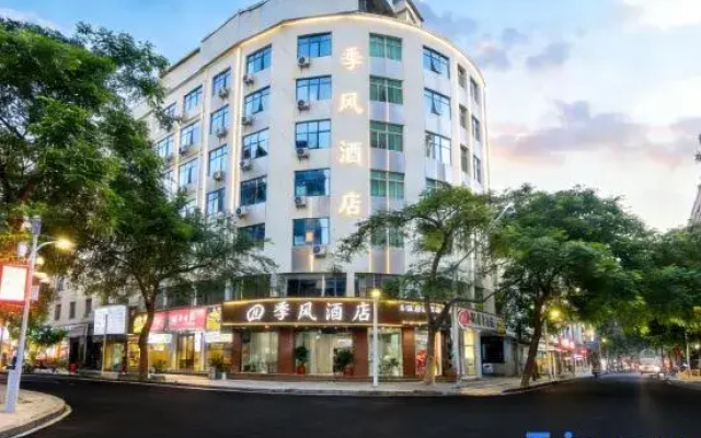 hotelImage