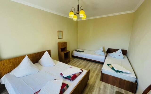 Home stay on Kyakhba 11