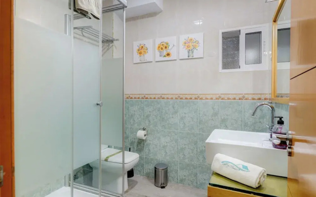 Andalusian Apartment By Seric