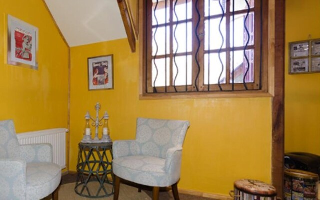 Invernalia Hostal