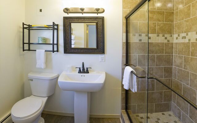 Sunset Lodge Escanaba