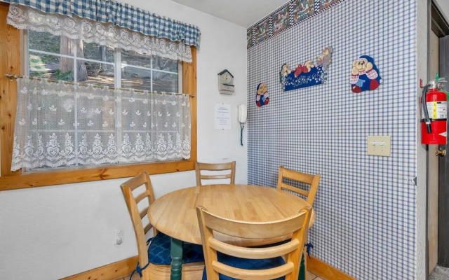 Cozy Bear North