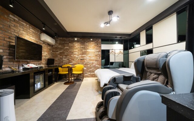 Gimpo Habibi Self Check-in Motel