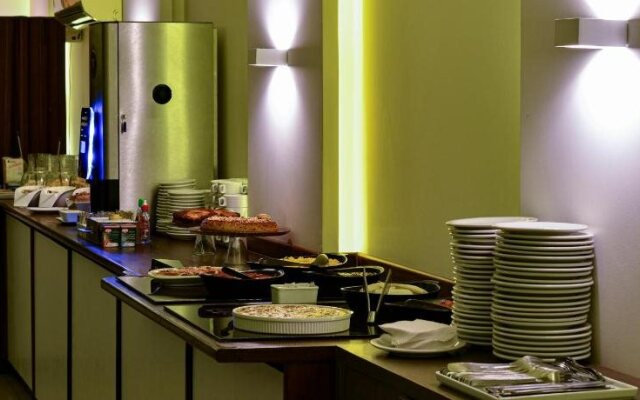 GOLDFLAT Cabo Branco by Penareia.tur.br