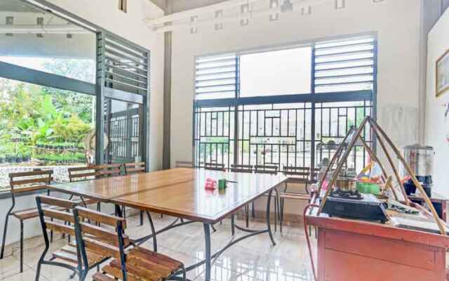OYO 90517 Homestay Wonosobo Asri