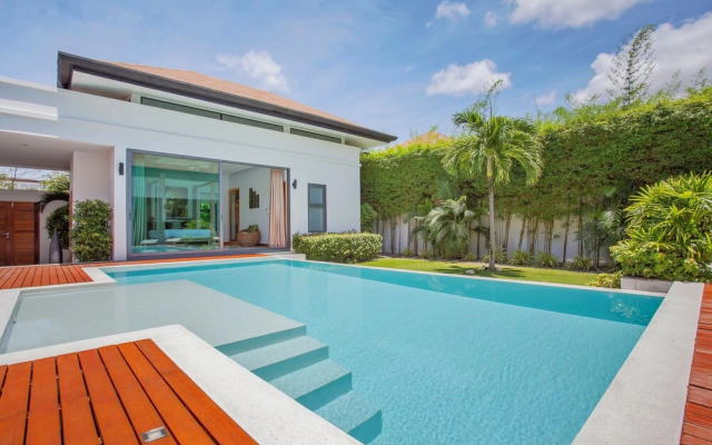 Blissful Stay at Grand Villa Tangerine