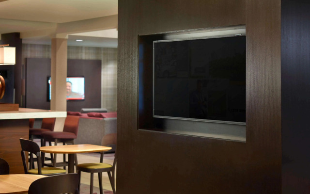 Sonesta Select Atlanta Airport