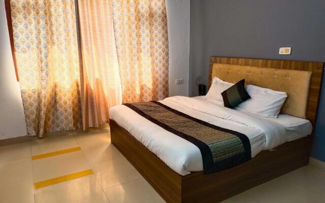 OYO Flagship 70180 Hotel 9 Palm