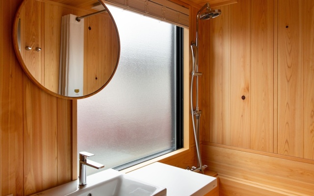 Hollywood with Hinoki Wood Bath Twin room (트윈 침대 2개) 사진 4