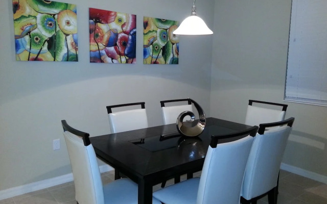 Crystal Cove by CozyKey Vacation Rentals