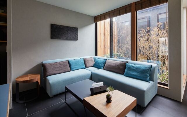 HANARE KYOTO Hachijoguchi