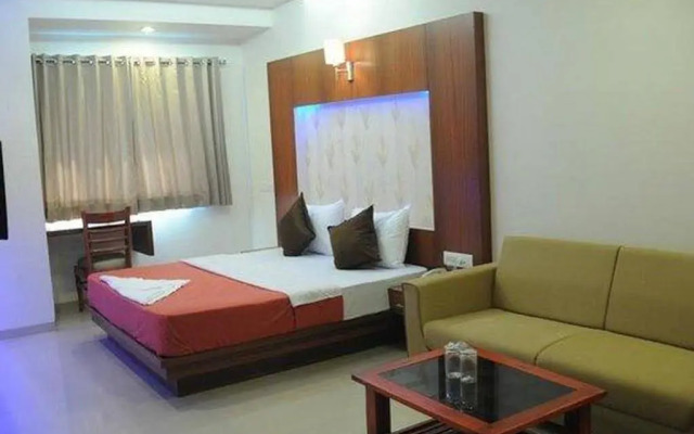 Maxfort Huda City Centre