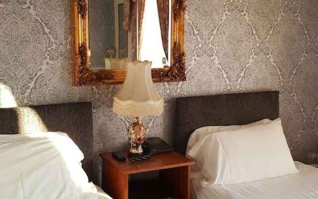 Seaward Hotel