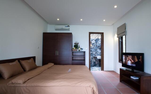 Flamingo Premium Cat Ba Beach Resort Hotel