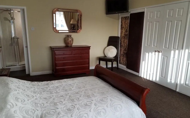 The Mayfair Lodge Family Suite