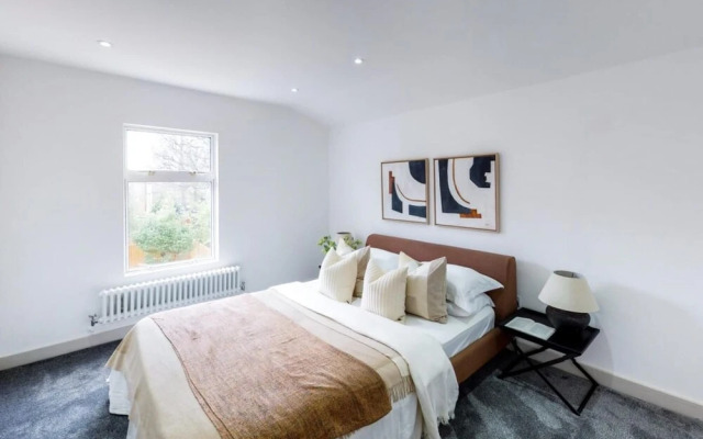 The Harlesden Hideaway - Elegant 4bdr House With Garden